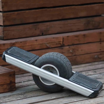 18-25km erwachsenes Rad-selbstabgleichendes Skateboard mit Schein-Lichtern
